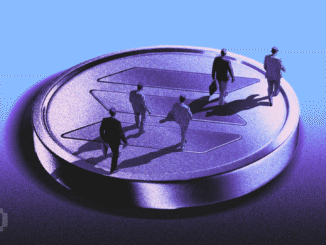 Solana Price Holds Bullish Structure Despite Dip — ETF Buzz?