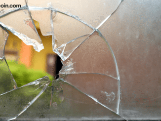 DeFi Confidence Cracks After KelpDAO Exploit as Aave Suffers 44% Monthly Drop